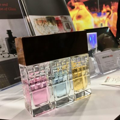 Un flacon de parfum connecté